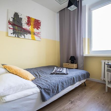 Sloneczny I Cichy Apartament Przy Starym Miescie Apartman Varsó Kültér fotó